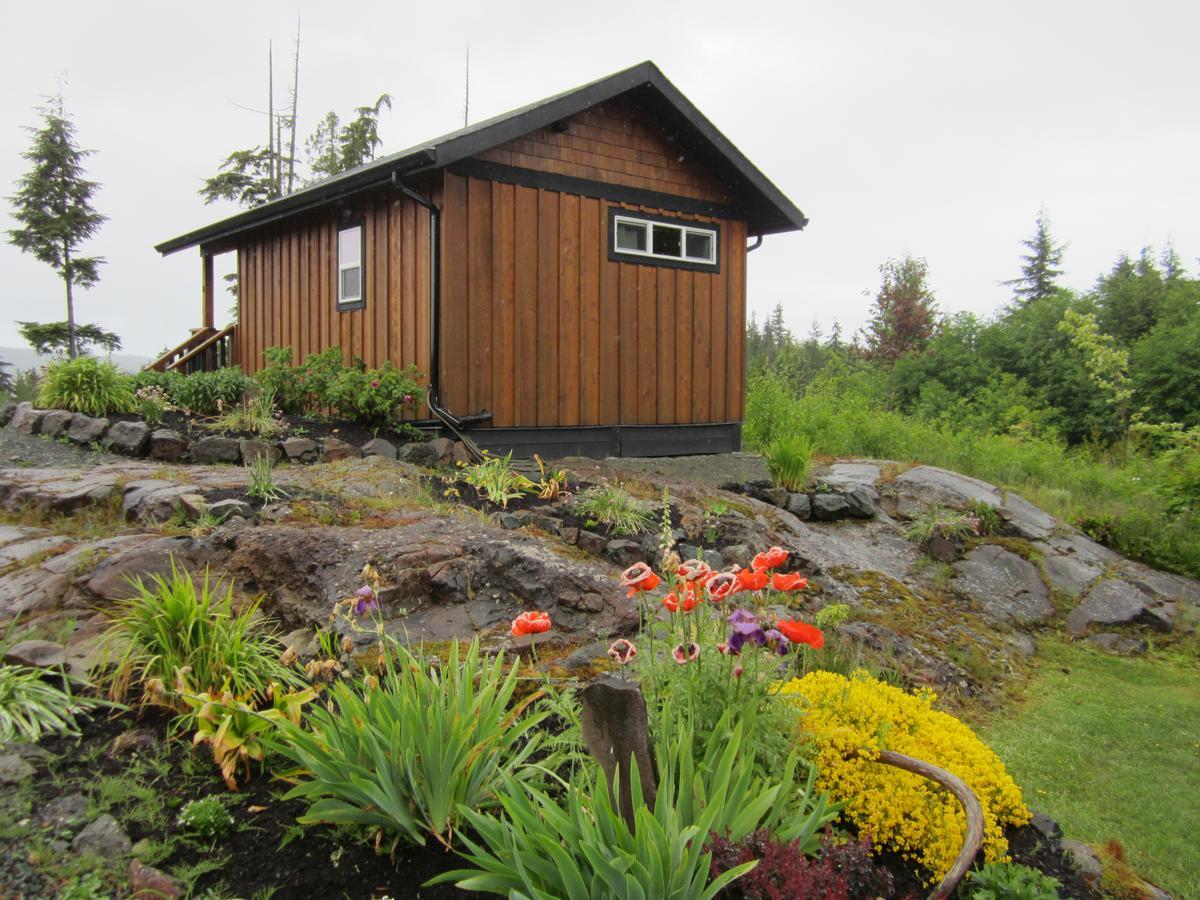 Ecoscape Cabins Hotel Port Hardy Exterior photo