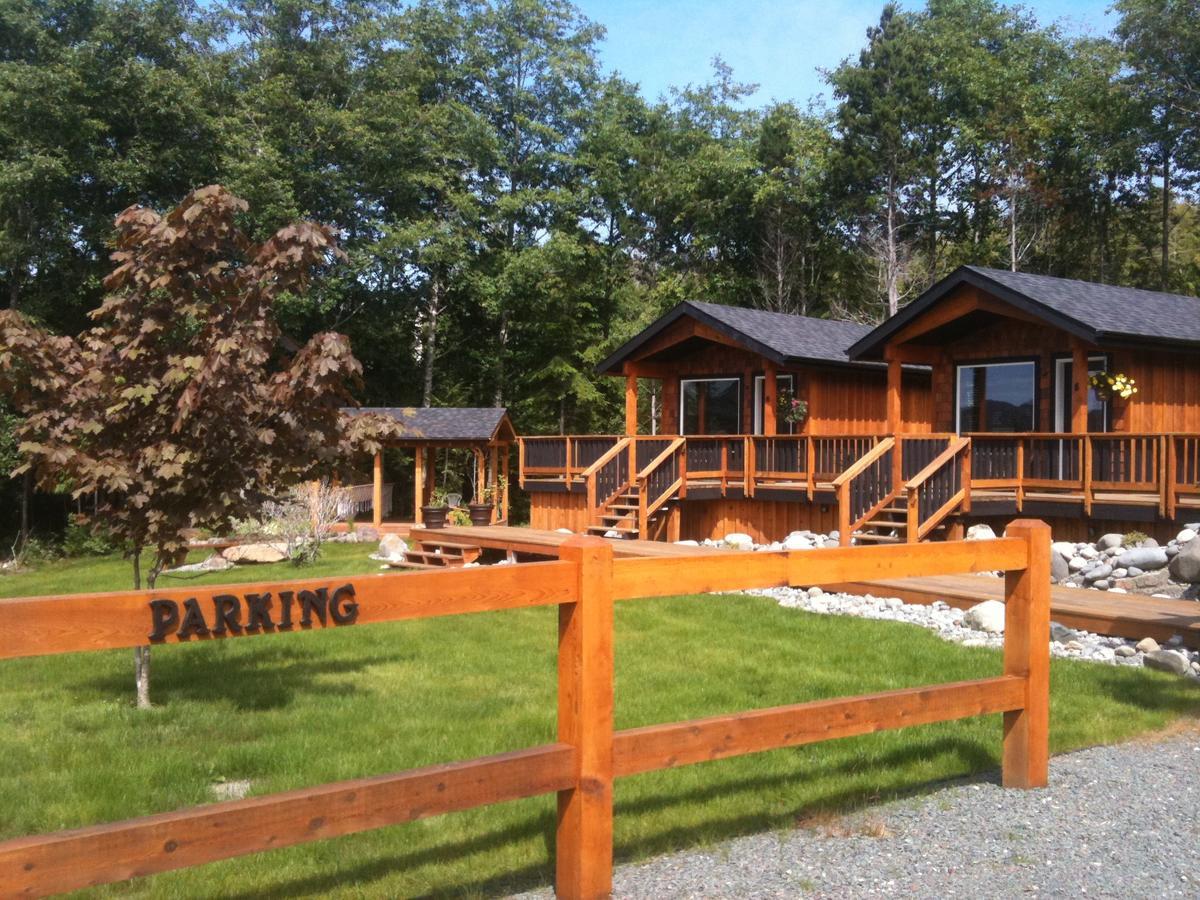 Ecoscape Cabins Hotel Port Hardy Exterior photo